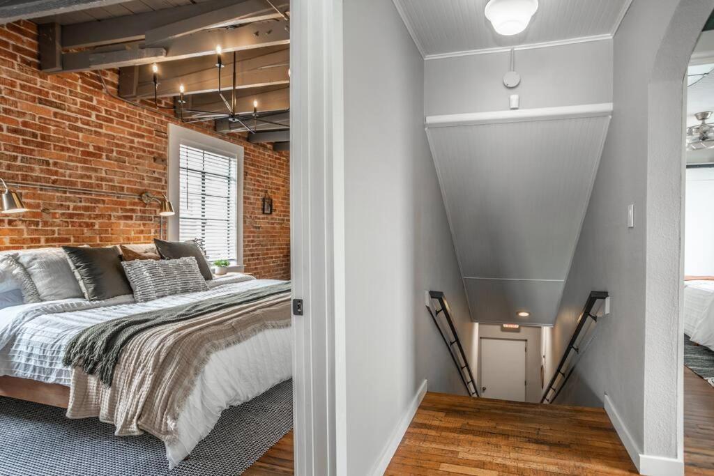 The Loft At 113 - Gateway To The North Texas Hill Country Apartment Muenster Exterior photo